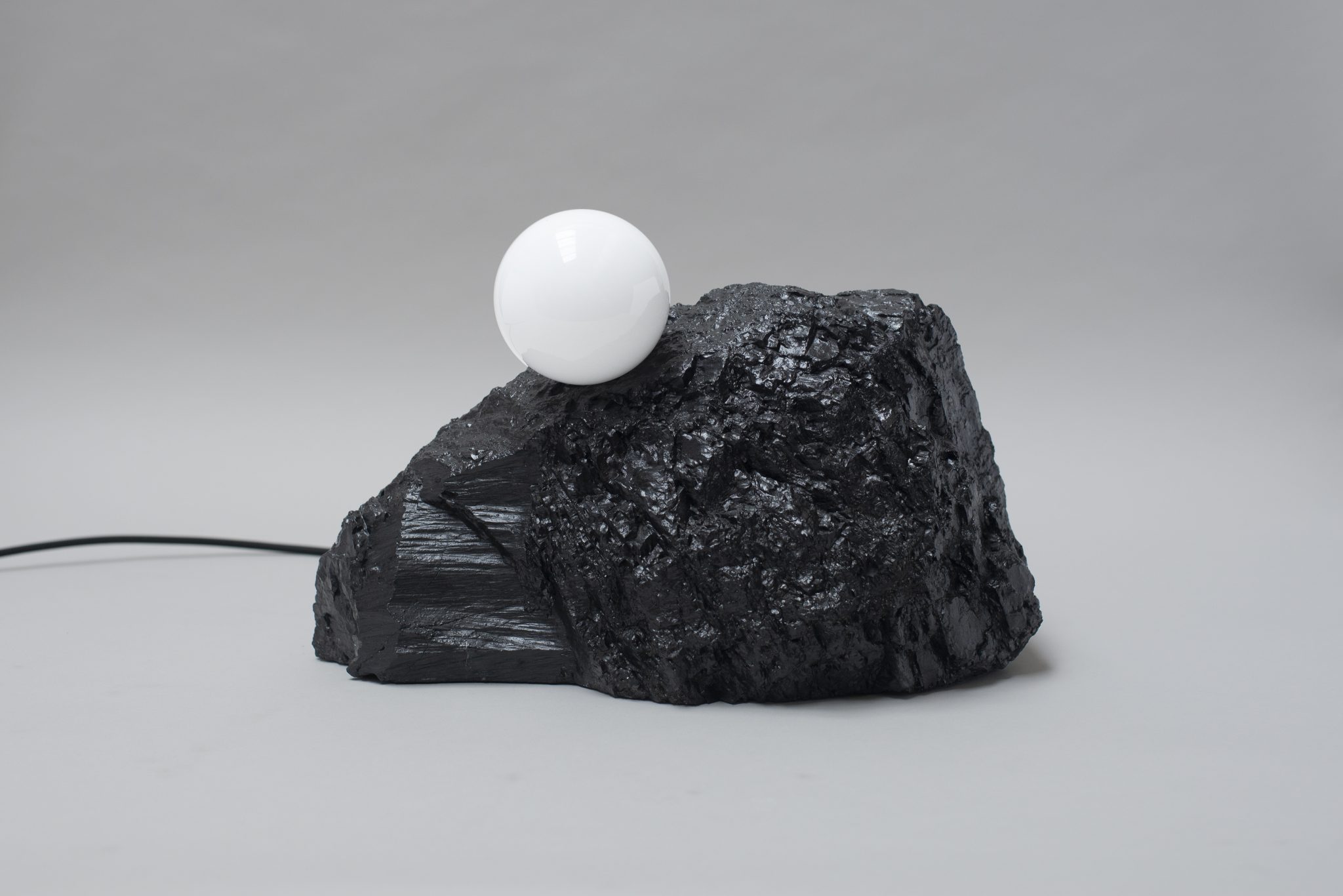 Fossilized Coal Light 2 Pro Materia