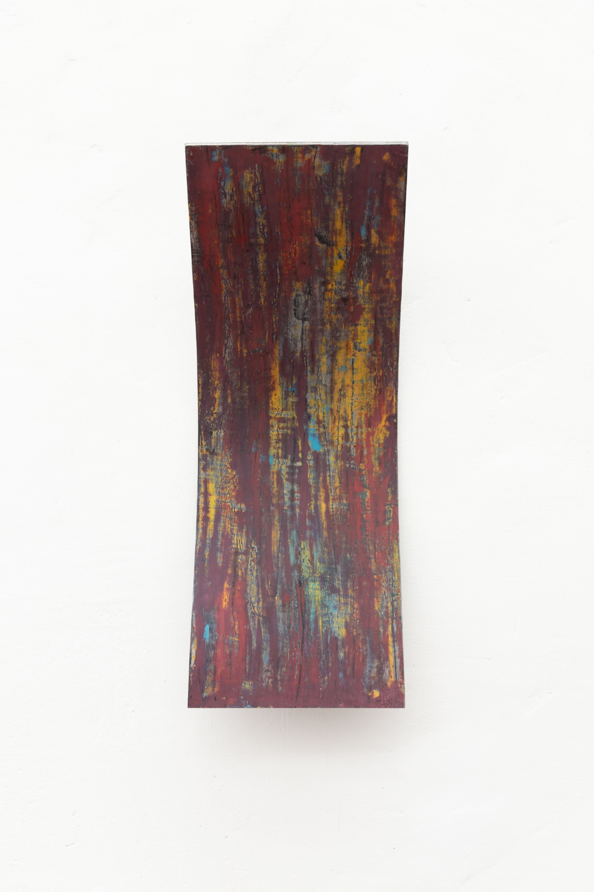 25 Seasons Lacquer Leaf Red in Blue and Yellow 2