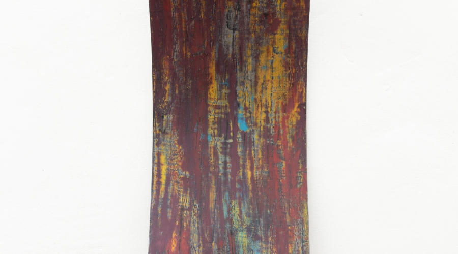 25 Seasons Lacquer Leaf Red in Blue and Yellow 2