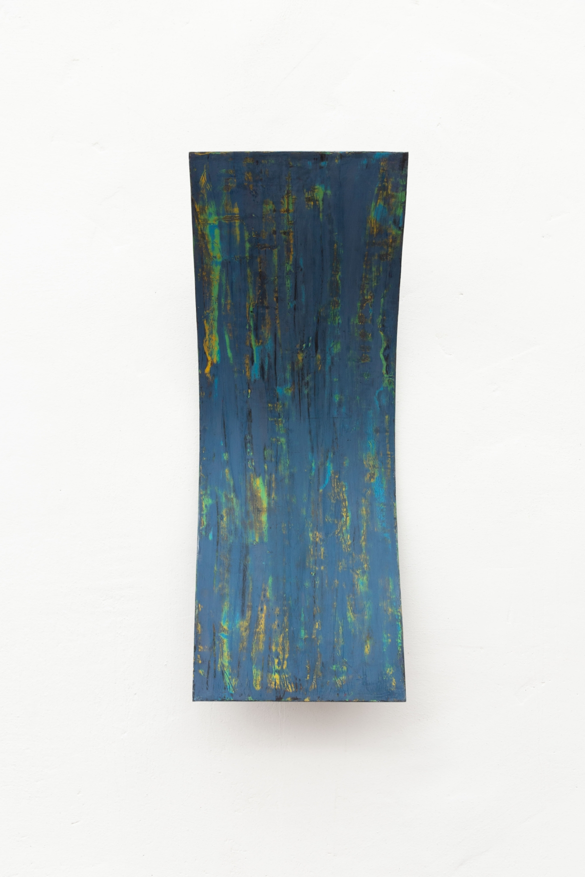 25 Seasons Lacquer Leaf Blue in Green and Yellow