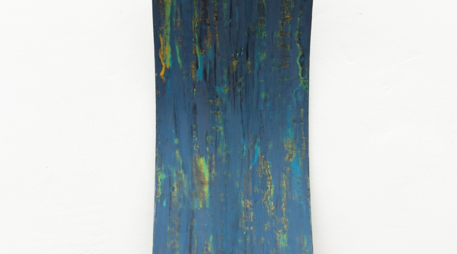 25 Seasons Lacquer Leaf Blue in Green and Yellow